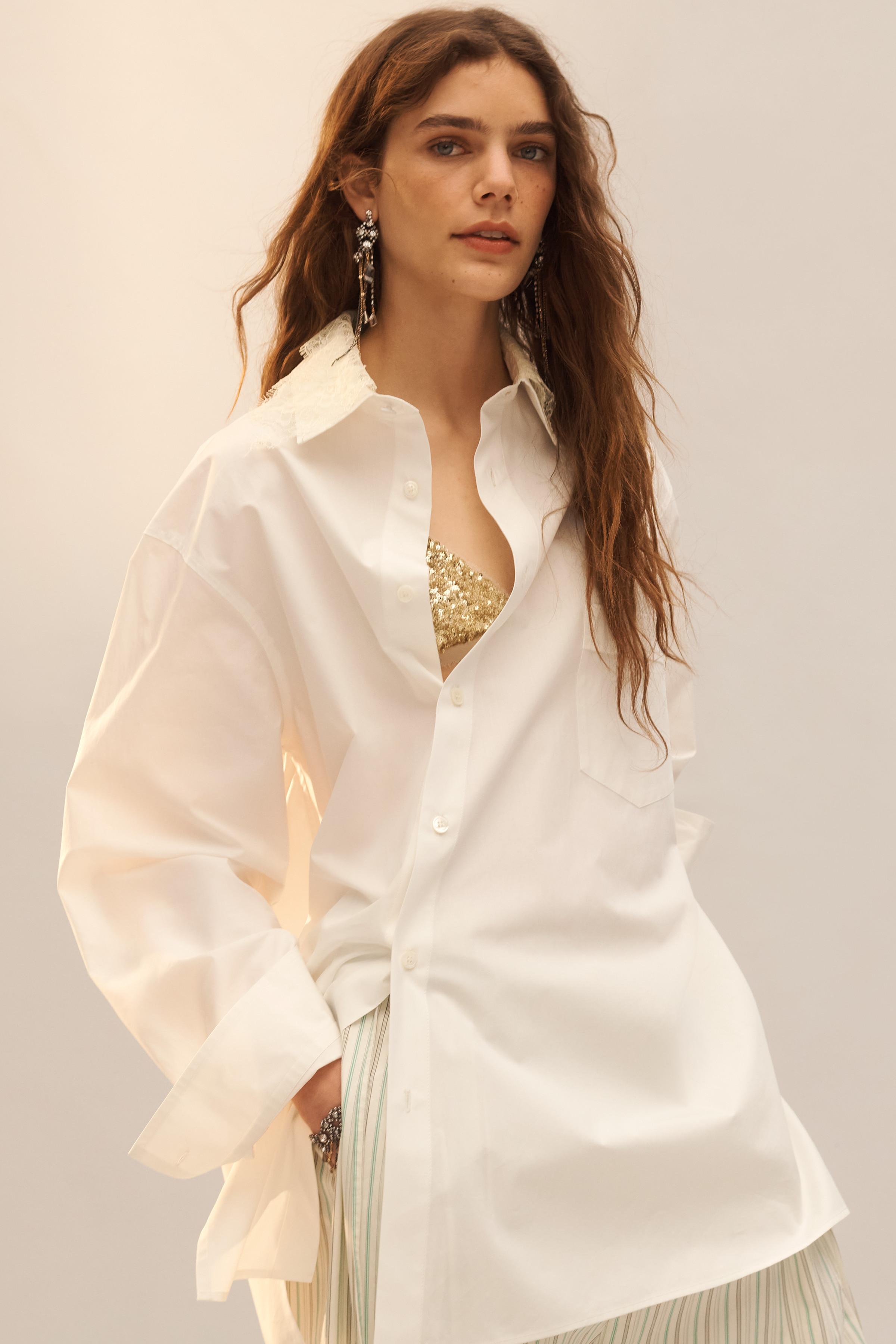 LIMITED EDITION LACE COLLAR POPLIN SHIRT